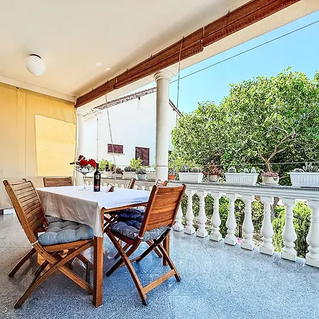 Appartement Mirjana-1 By Interhome Vrsi