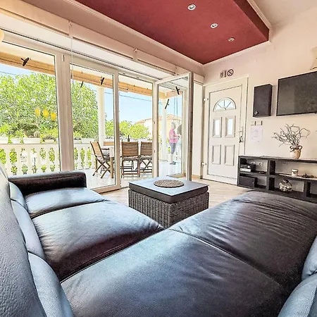 Appartement Mirjana-1 By Interhome Vrsi